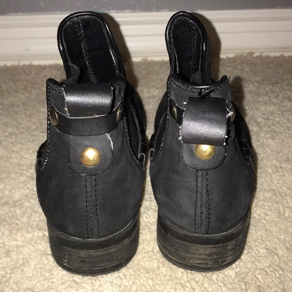 Ankle booties - Picture 3 of 3